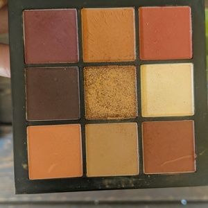 Eyeshadow palette